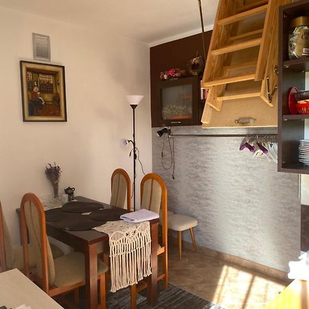 Pokoje Goscinne Renata Knitter Komnino Bagian luar foto